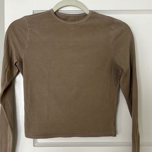 skims vintage crop long sleeve t-shirt